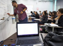 IA nos cursos de Pedagogia e Licenciaturas? CNE discute proposta