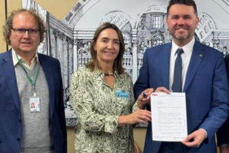 CNTE entrega pauta de valorização profissional ao relator do PNE