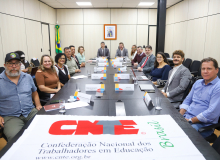 Valorização já: CNTE leva ao MEC as prioridades da educação pública