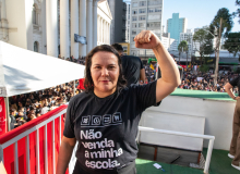 Toda solidariedade a Walkiria Olegário Mazeto, presidenta da APP-Sindicato do Paraná