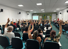 [SE] Professores aprovam manifesto em defesa de ensino de História e Geografia