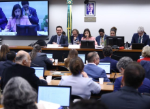 Após aprovação do PNE, CNTE critica recuos e defende 100% das propostas da CONAE 24